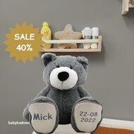 Knuffel Beer Vic Grey met naam en datum