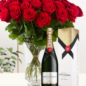 30 rode rozen met champagne 0,75l