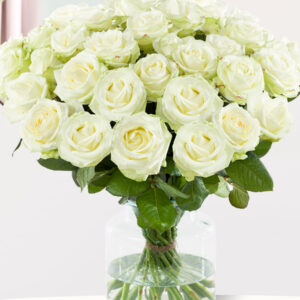 30 witte rozen - XL rozen - Avalanche