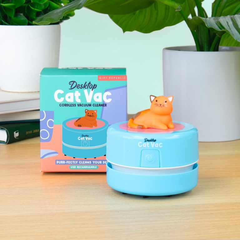 Bureaustofzuiger met kat 1 Bureaustofzuiger met kat